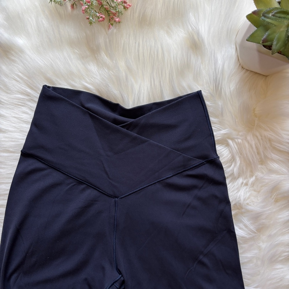 Offline by Aerie High Rise Crossover 7/8 Leggings - Picture 3 of 5